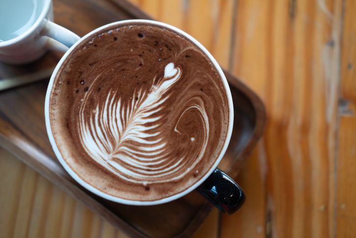 6 Resep Hot Chocolate Rumahan yang Enak dan Rendah Gula