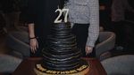 Gantengnya Rob Kardinal Saat Ngopi dan Makan Bareng Chelsea Islan