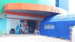 COVID Mewabah di Bojonegoro, Pasien Wajib Screening di Tenda IGD RS Aisyiyah