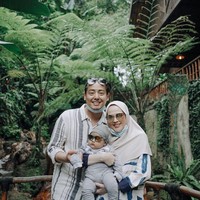 Pada tanggal 19 Juni kondisi Roger sudah mulai membaik. Flu yang sebelumnya muncul perlahan sudah mulai hilang. Namun badan dan tenggorokannya masih terasa sakit. Foto: Instagram @cutratumeyriska