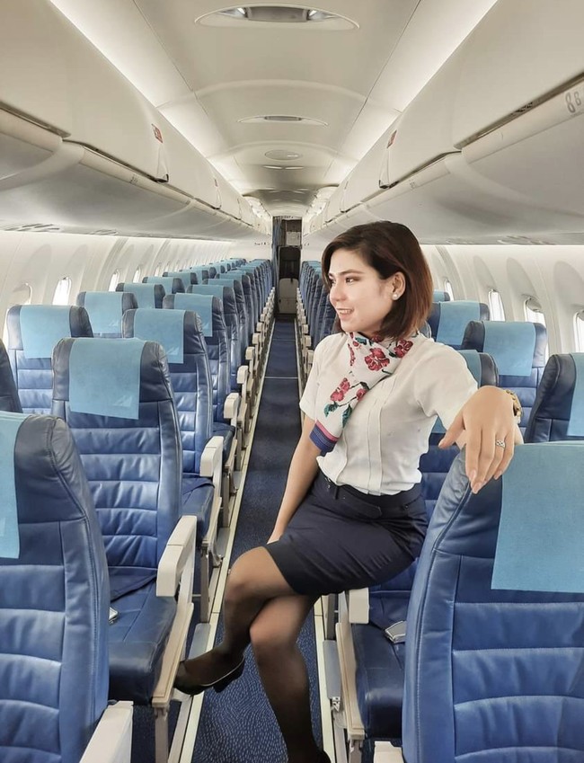 Mantan pramugari yang tinggal di Manila itu merasa bersyukur sudah bisa mendapatkan keuntungan dari hasil penjualan alpukat online. Meskipun keuntungan itu tidak sebesar pendapatannya selama bekerja sebagai pramugari. Foto: Dok. Facebook Em Avocado Enrique