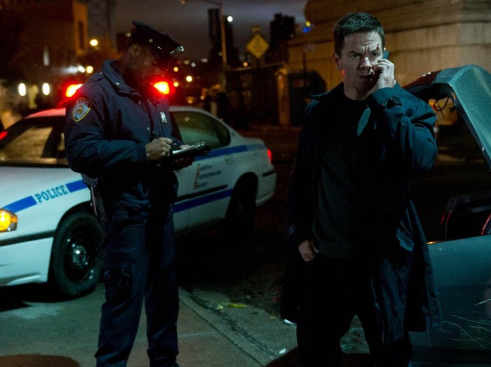 DF-05474  The Mayor (Russell Crowe) subtly threatens his wife, the city’s First Lady (Catherine Zeta-Jones), whom he suspects might be undermining his plans.