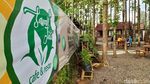 Bersantai Sambil Ngopi Seru di Tengah Kebun Jati Hits di Ciamis