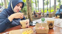 Meski baru dibuka dalam hitungan minggu tapi pengunjungnya tidak pernah sepi. Foto: detikFood/Dadang Hermansyah