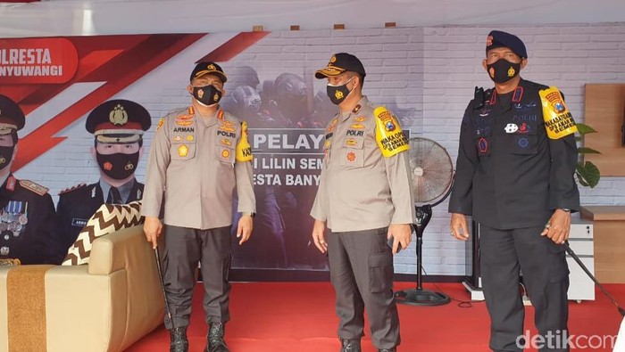 Wakapolda Jatim Cek Operasi Lilin, Apresiasi Pengaman Antisipasi COVID-19 di Pelabuhan ASDP Ketapang