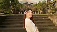 Belakangan Via Vallen banyak mengunggah foto-foto liburannya. (Foto: dok. Instagram @viavallen) 