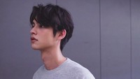 Tak hanya tampil di serial TV, Bright Vachirawit juga pernah main film berjudul Love Say Hey di tahun 2016. (Foto: dok. Instagram @bbrightvc) 