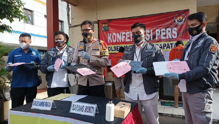 Curi Barang Perusahaan Elektronik di Jaksel, Supervisor-OB Ditangkap