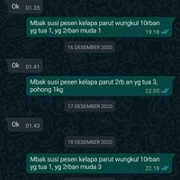 Ketahuan nih tukang sayurnya nggak suka basa basi, apapun yang di chat sama pelanggannya cuma dibalas ok. Foto: Twitter/@ligaaaraprillia