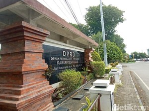 Setelah Ketua DPRD Kudus, Seorang Staf  Pimpinan Juga Kena Corona