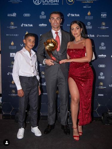 Goergina Rodriguez dan Cristiano Ronaldo