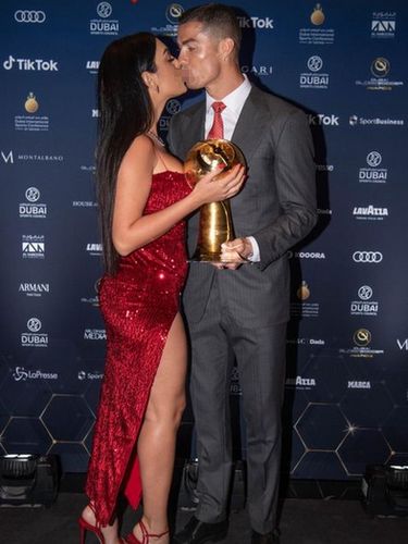 Goergina Rodriguez dan Cristiano Ronaldo