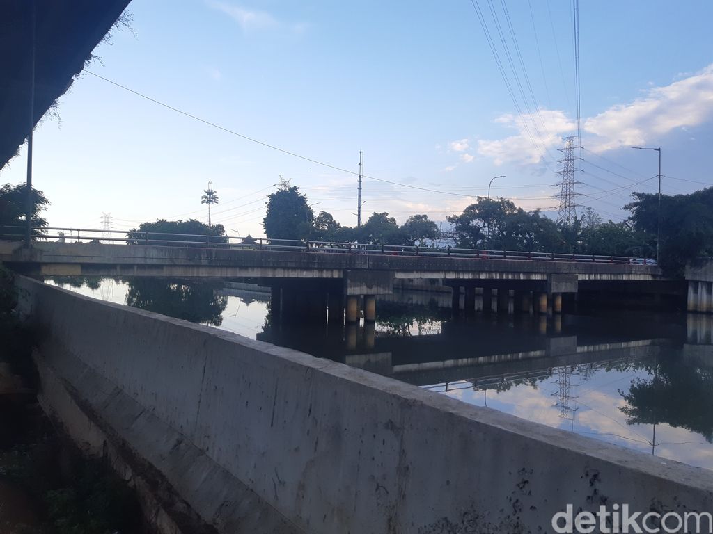 Jembatan Ancol kini, ilustrasi lokasi legenda Siti Ariah vs centeng Oei Tambah Sia, hingga cerita populer Si Manis Jembatan Ancol. (Danu Damarjati/detikcom)