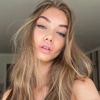 Model asal Inggris, Josie Lane, berhasil meraih peringkat ke-9 di daftar ini. Paras cantik perempuan 19 tahun ini sudah menghiasi halaman beberapa majalah fashion ternama. Ia berada di bawah naungan agensi model terkenal, IMG Models. (Foto: Instagram/@_josielane)