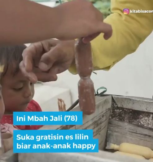 Kakek Penjual Es Lilin