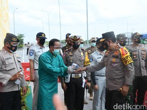 Cek Tol Ngawi, Kakorlantas Sebut Volume Kendaraan Tahun Ini Turun