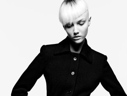 10 Koleksi Busana Saint Laurent untuk Musim Semi 2021