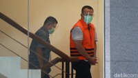 Secara singkat, PT DPP merupakan calon eksportir benur yang diduga memberikan uang ke Edhy Prabowo melalui sejumlah pihak termasuk 2 orang stafsusnya. Dalam urusan ekspor benur ini, Edhy diduga mengatur agar semua eksportir melewati PT ACK sebagai forwarder dengan biaya angkut Rp 1.800 per ekor. KPK menduga suap untuk Edhy Prabowo ditampung dalam rekening anak buahnya. Salah satu penggunaan uang suap yang diungkap KPK yaitu ketika Edhy Prabowo berbelanja barang mewah di Amerika Serikat (AS), seperti jam tangan Rolex, tas LV, dan baju Old Navy.