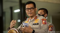 Dari total 96 orang generasi muda itu, 66 orang di antaranya telah diberangkatkan ke Suriah. Sementara sisanya, kata Argo, ditangkap Detasemen Khusus (Densus) 88 Antiteror Polri.