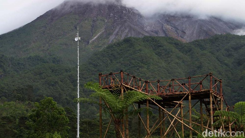 Potret Kawasan Wisata Bukit Klangon yang Masih Tutup Kawasan wisata Bukit Klangon, Cangkringan, Sleman, DIY, masih tutup. Kawasan ini ditutup status Siaga Level III Gunung Merapi.