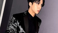 Ravi, idola K-Pop yang tergabung dalam grup bernama VIXX. Ravi juga disibukkan dengan jadwal individunya. Seperti menjadi solois, MC, DJ, hingga bintang program variety show. Foto: Instagram @ravithecrackkidz