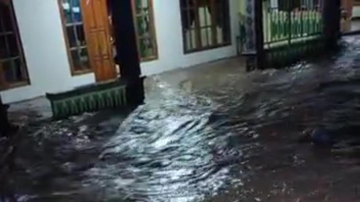 banjir di madiun
