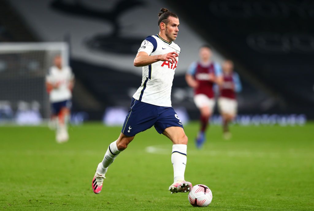 Gareth Bale ANTWERPEN, BELGIUM - OCTOBER 29: Gareth Bale of Tottenham Hotspur Football Club looks on during the UEFA Europa League Group J stage match between Royal Antwerp and Tottenham Hotspur at Bosuilstadion on October 29, 2020 in Antwerpen, Belgium. (Photo by Dean Mouhtaropoulos/Getty Images)