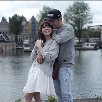Gading Marten dan Gisella Anastasia adalah salah satu pasangan artis yang dulunya dikenal sebagai couple goals. Tak sedikit orang yang mengidolakan pasangan yang satu ini. Namun sayang, setelah tujuh tahun membina rumah tangga, keduanya memilih untuk bercerai. Foto: Dok. Instagram/gisel_la