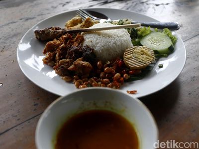 Ini Lho Nasi Ayam Legendaris di Bali, Penasaran?