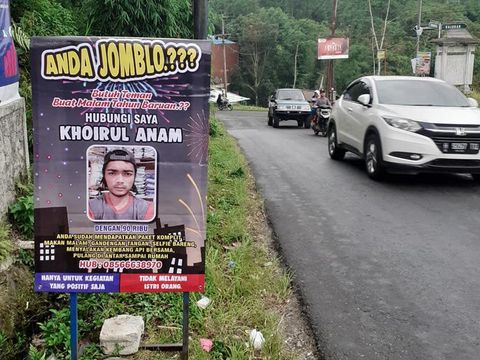 Pria asal Magelang ini viral karena mencari pasangan lewat baliho