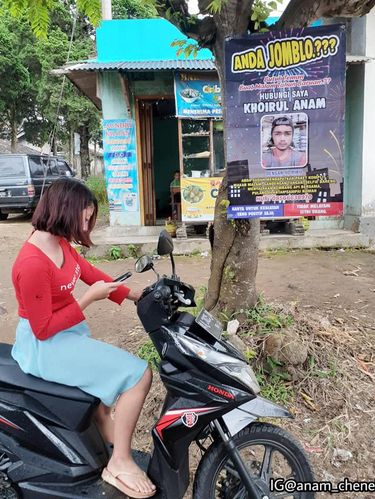 Pria asal Magelang ini viral karena mencari pasangan lewat baliho