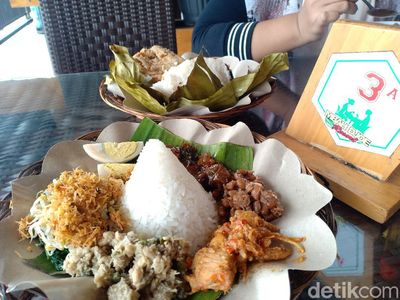 Foto Nasi Bancak, Kuliner Lezat khas Sarangan