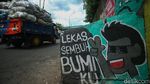 Mural Lawan COVID-19 Mejeng di Cakung