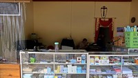 Transaksi dalam sehari pun bisa menembus angka puluhan juta, bila sedang tanggal ramai ataupun acara besar seperti Festival Danau Sentarum.