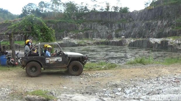 Offroad di Tampomas, Banjarnegara, Jateng