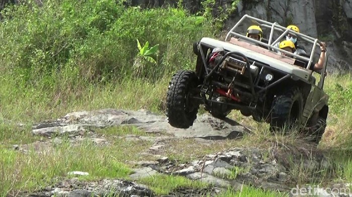 Offroad di Tampomas, Banjarnegara, Jateng
