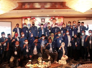 Bantah Banyak Kader Nyebrang ke Ummat, PAN Jatim: Partainya Belum Ada