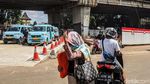 Penataan Kolong Jembatan Layang untuk Plaza Stasiun Tebet