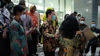 Terawan mengawali jabatan sebagai Menkes dengan pensiun dari TNI dengan pangkat Letnan Jenderal. (Foto: Zintan/detikHealth)