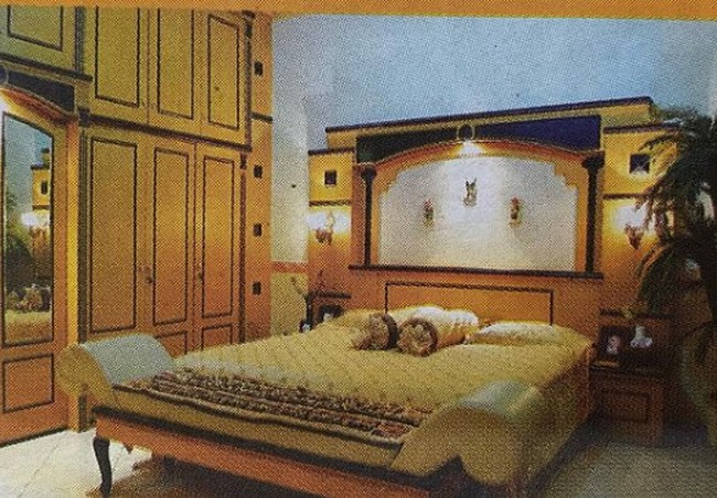 Juri kontes dangdut DAcademy ini bercerita bahwa dulu dia bisa menyanyi di 2-7 tempat dalam sehari. Ia biasanya tampil di acara hajatan. Foto: Instagram/@inul.d