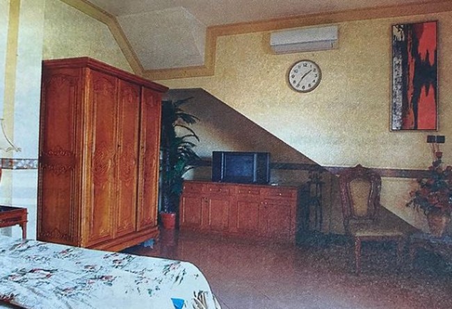 Tempat tinggal ini jadi rumah peristirahatan di kala mudik kampung dan ketemu saudara-saudara ngumpul, terang Inul. Foto: Instagram/@inul.d