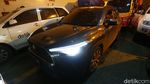 Saat Toyota Corolla Cross Hybrid Melintas Selat Bali