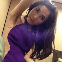 Kini Pavin Chachavalpongpun membocorkan sebagian dari 1.400 foto syur Sineenat kepada media Inggris MailOnline atau Daily Mail. Pavin mengaku melakukan hal itu karena ingin menunjukkan sisi lain dari monarki Thailand.  Foto: dok. Daily Mail