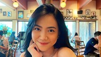 Akhirnya di Natal 2020 Shania Junianatha dan Jonathan Christie pamer kemesraan di Instagram. (Foto: dok. Instagram Shania Junianatha dan Jonathan Christie) 
