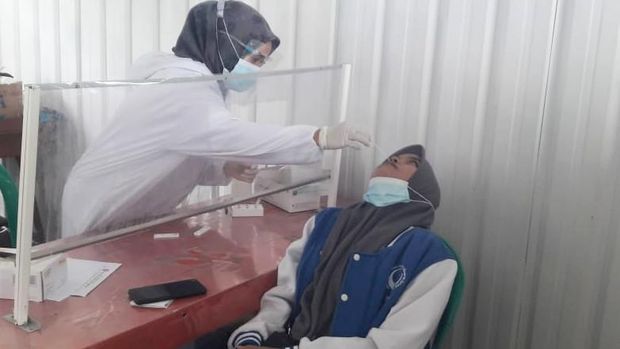 Suasana rapid res antigen di Daop 5 Purwokerto
