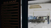 Meski kerap jadi destinasi wisata populer yang dikunjungi warga saat libur tahun baru, pengelola Terminal Giwangan mengungkapkan belum ada lonjakan jumlah penumpang pada libur Tahun Baru kali ini.