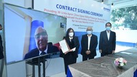 Penandatanganan itu dilakukan oleh Direktur Operasional Bukaka, Septiastuti Hapsari beserta jajaran direksi dan pihak India dilakukan secara virtual karena masih dalam kondisi pandemi. Foto: dok. Bukaka