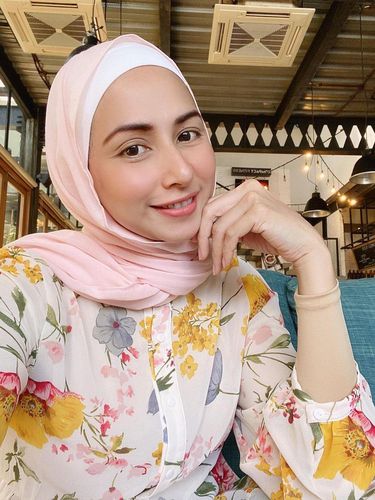 Deswita Maharani berhijab di tahun 2020