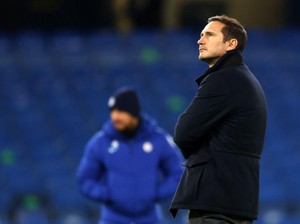 Dua Piala yang Bisa Selamatkan Frank Lampard di Chelsea