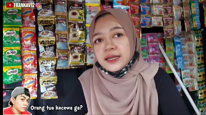 Gaji Kecil, Mantan Guru Cantik Ini Pilih Jualan Kopi